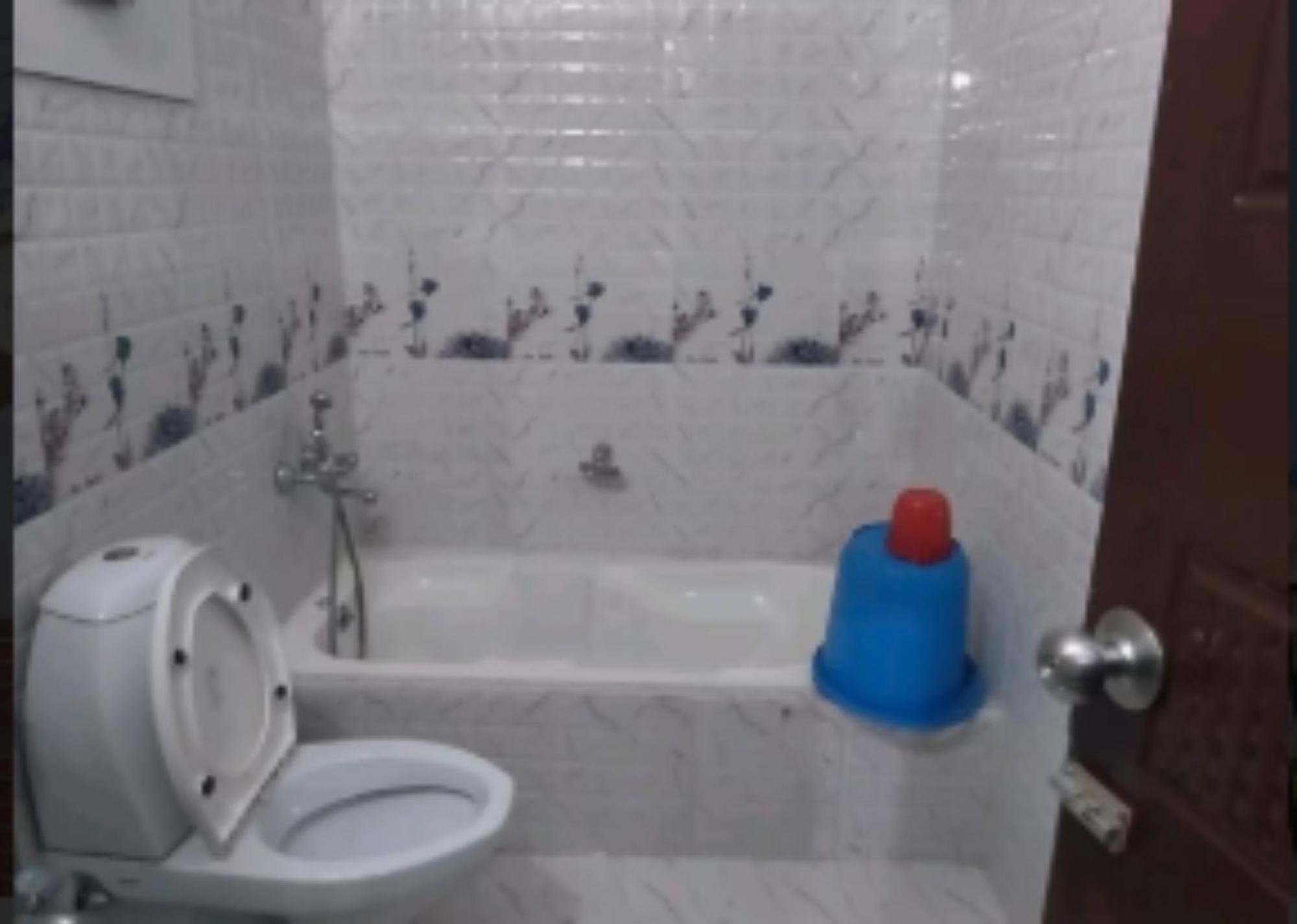 Swimmimg Pool - Santosh Residency - All Fully Air- Conditioned With Lift - Wifi - Parking And Children Play Ground - Best Luxury Budget 4* Puri